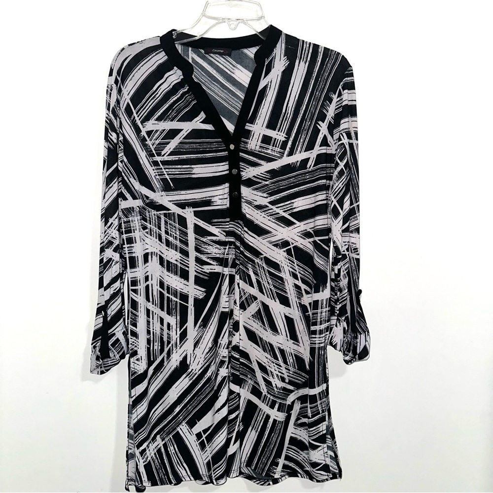 🌷5/$20 “ Cocomo”Women’s Black / White Blouse